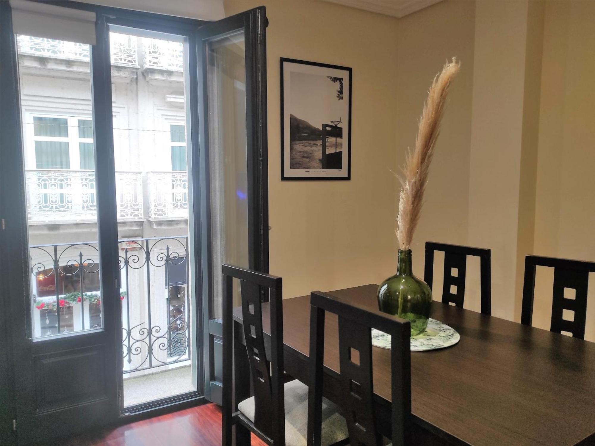 1A. Disfruta De Su Balcon Sobre El Casco Viejo. Apartamento Ourense Exterior foto